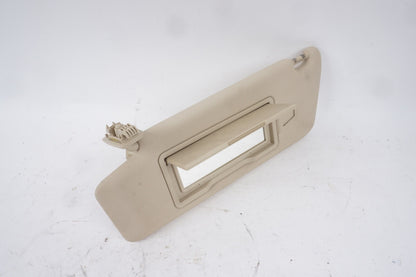 08-14 MERCEDES C250 C300 C350 BEIGE RIGHT SUN VISOR ILLUMINATED 20481046107f59