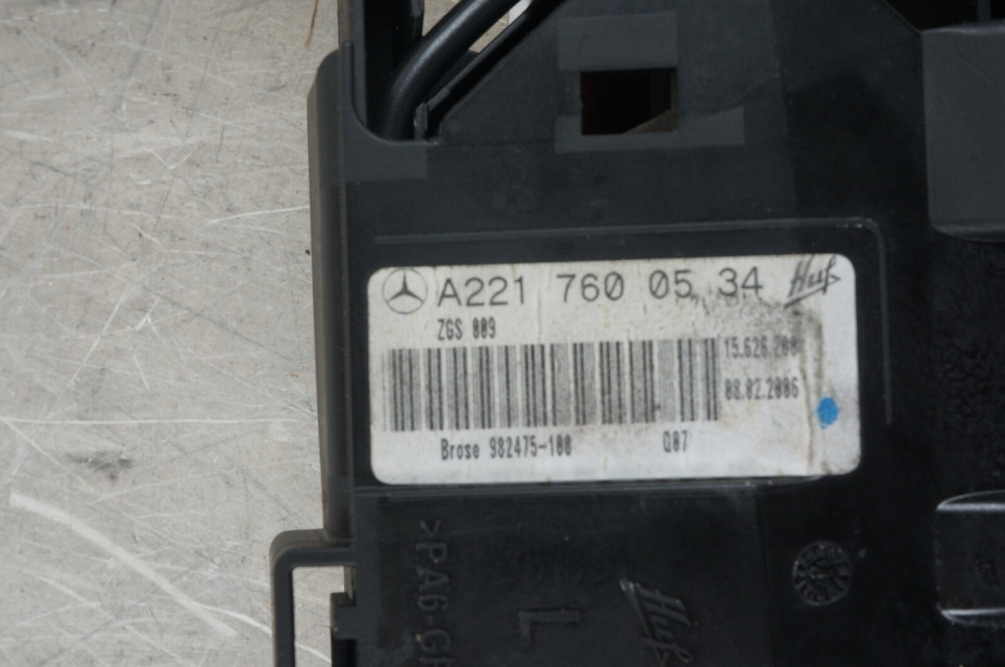07-13 Mercedes W221 S550 S400 Front Left Exterior Door Handle Keyless Go OEM