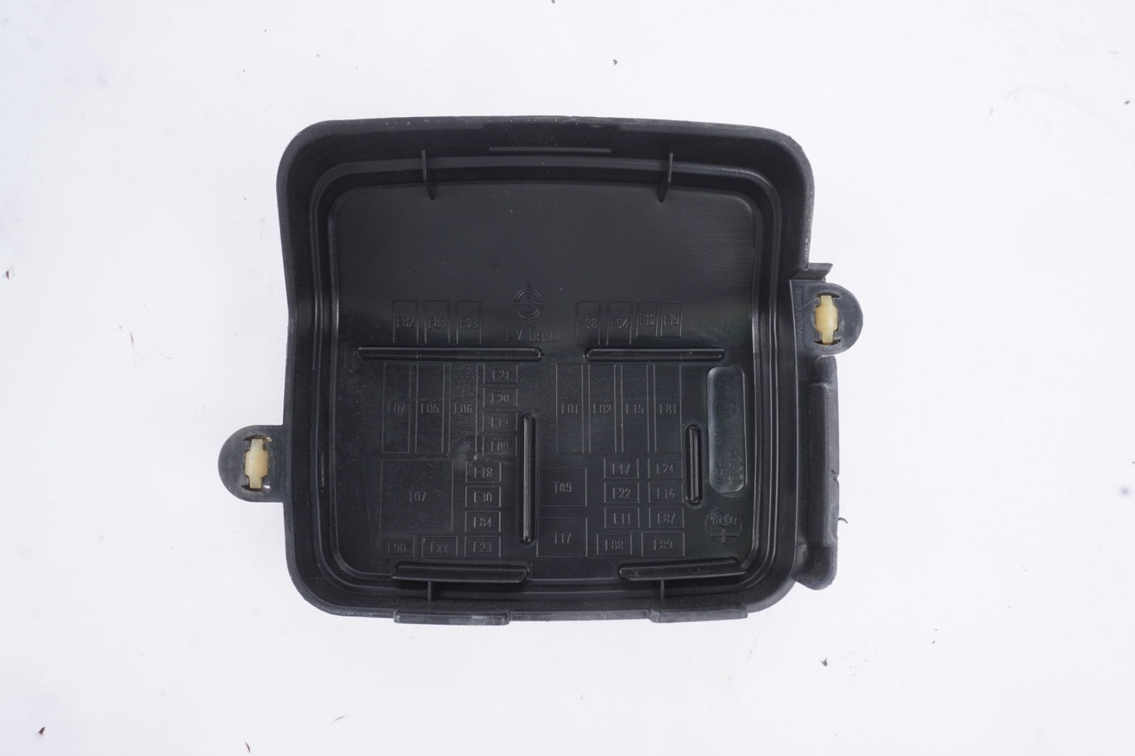 17-20 Alfa Romeo Giulia Stelvio Front Right Floor Fuse Box Lid Cover 50547168