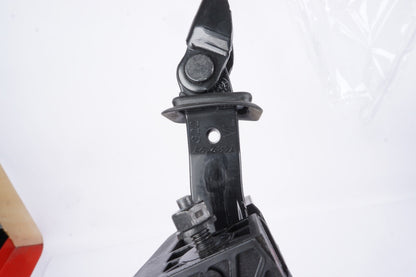 2022 - 2024 BMW i4 430i M440i G26 FRONT LEFT DOOR HINGE CHECK STRAP STOPPER OEM
