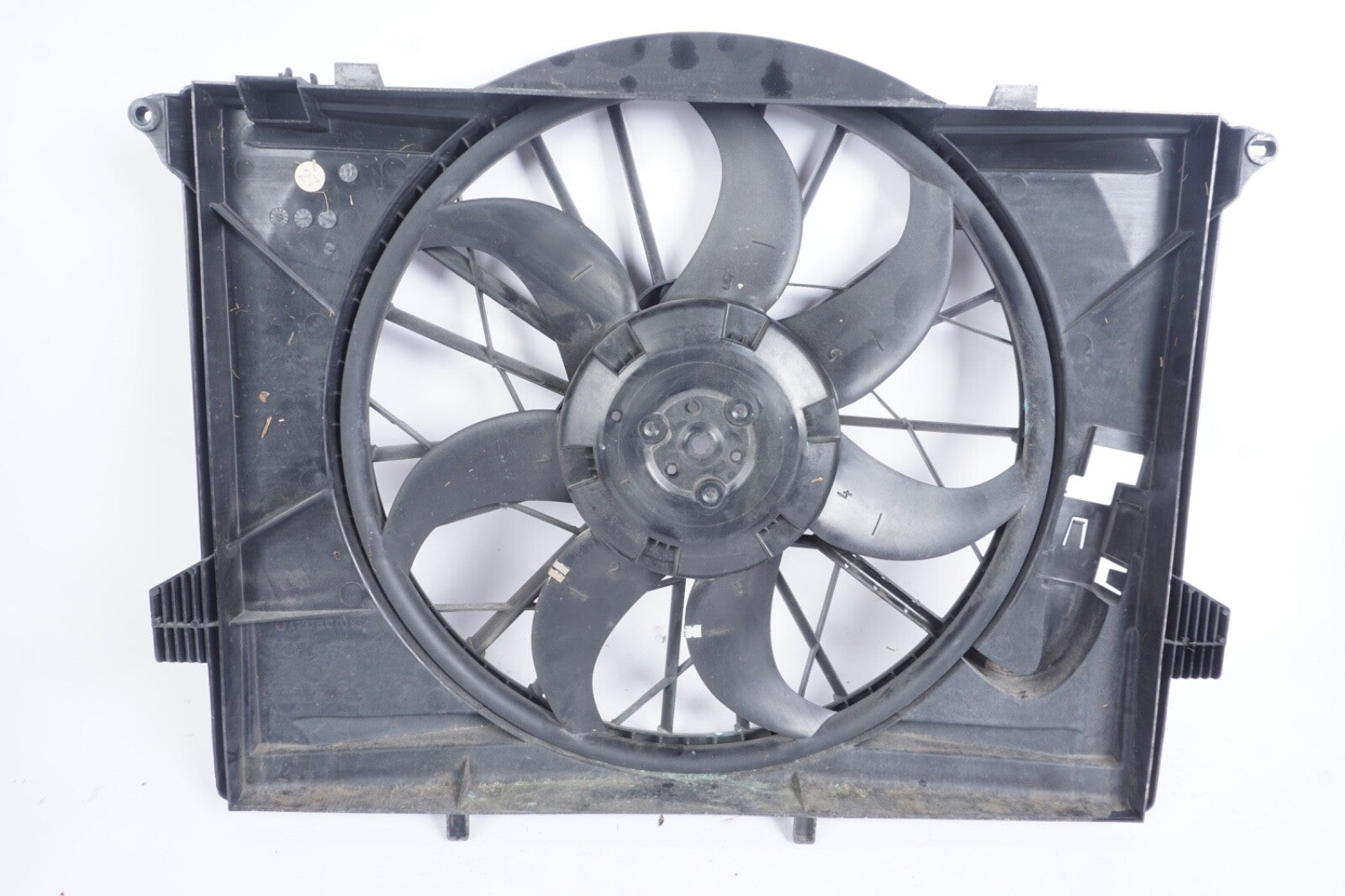 03-12 Mercedes R230 SL500 SL550 Engine Cooling Radiator Fan SHROUD ONLY OEM
