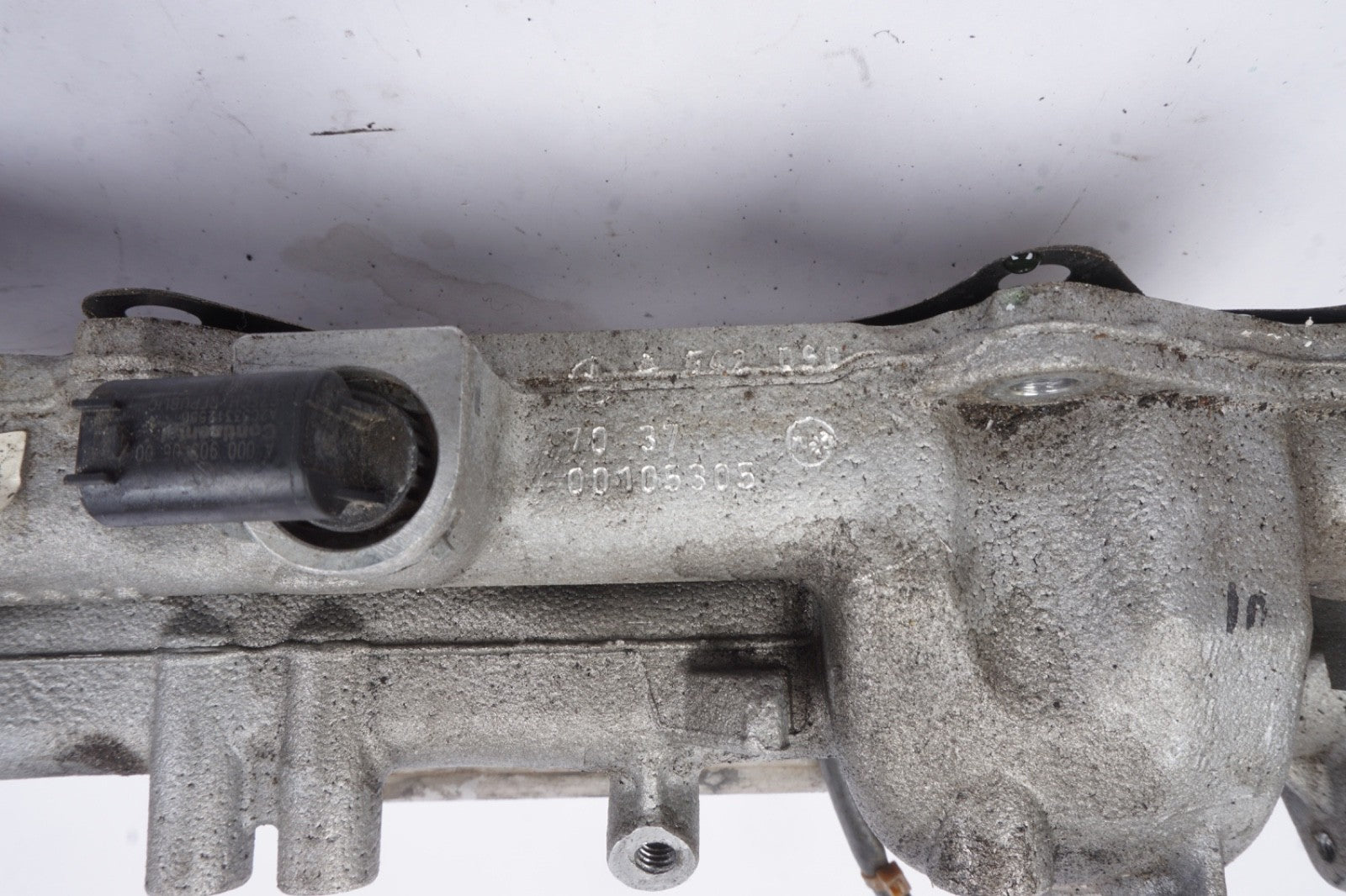 2011-2013 MERCEDES E350 (W212) 3.0L  DIESEL - LEFT ENGINE INTAKE MANIFOLD