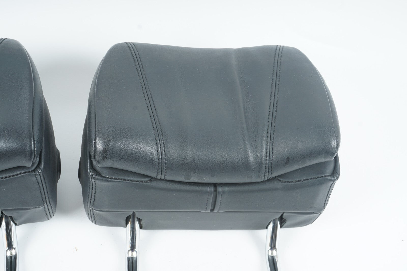 2012 - 2018 BMW 650i 640i FRONT ACTIVE SEAT HEADREST LEFT & RIGHT OEM