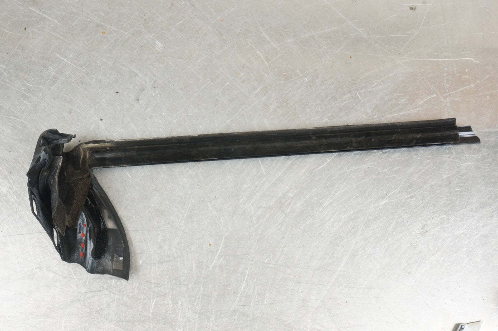 2003-2011 Mercedes SL500 Door Window Weather Seal Molding Rear RIGHT OEM