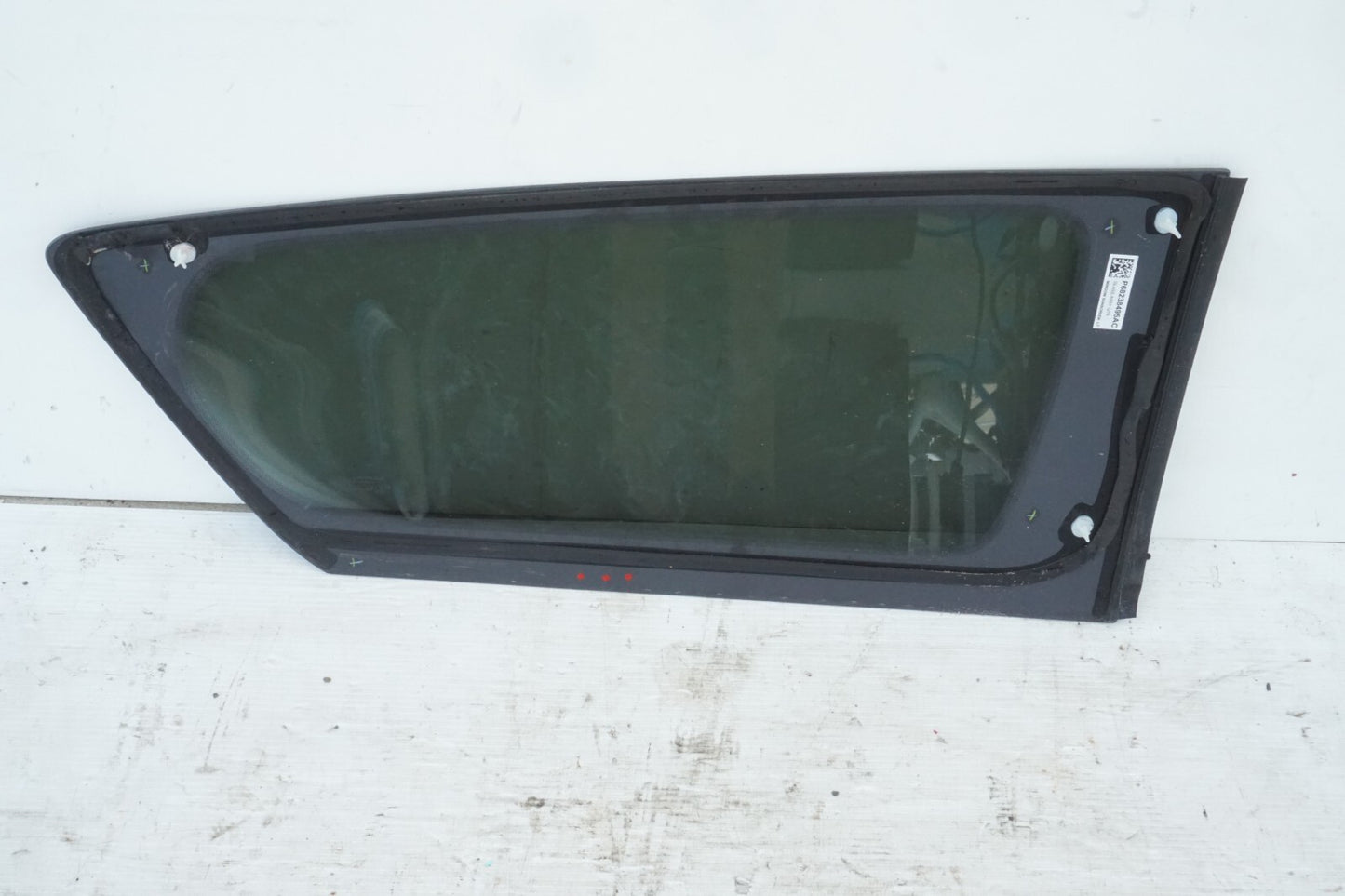 17-20 CHRYSLER PACIFICA REAR QUARTER GLASS WINDOW DRIVER SIDE LEFT  OEM