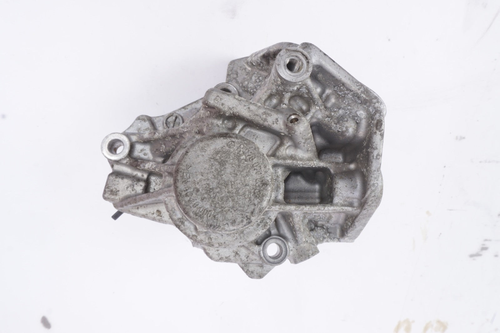 2014-2017 MERCEDES W222 S550 4.6L V8 HIGH PRESSURE FUEL PUMP HOUSING OEM