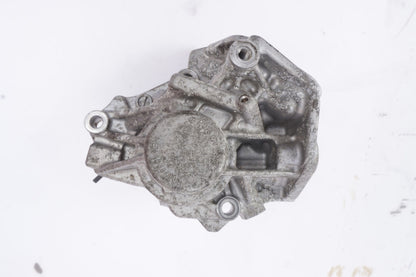 2014-2017 MERCEDES W222 S550 4.6L V8 HIGH PRESSURE FUEL PUMP HOUSING OEM