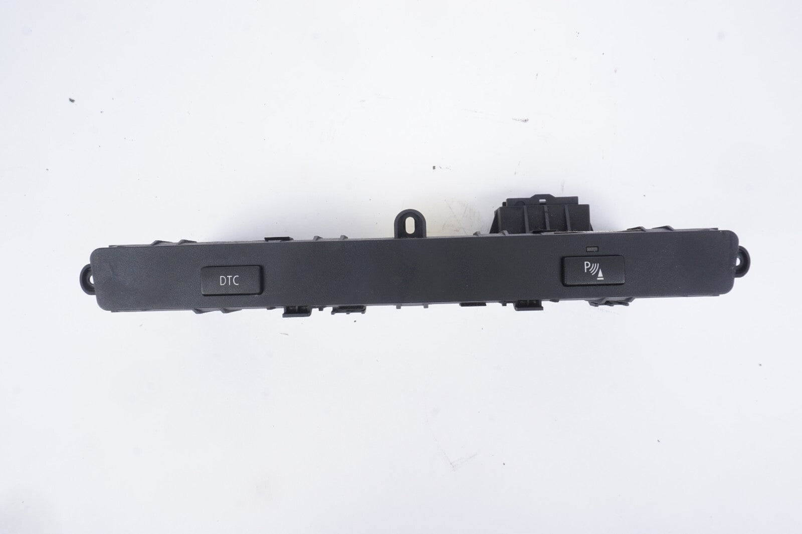 2006 - 2010  BMW 650i E63 E64 DTC PDC Switch Panel 6988876 OEM