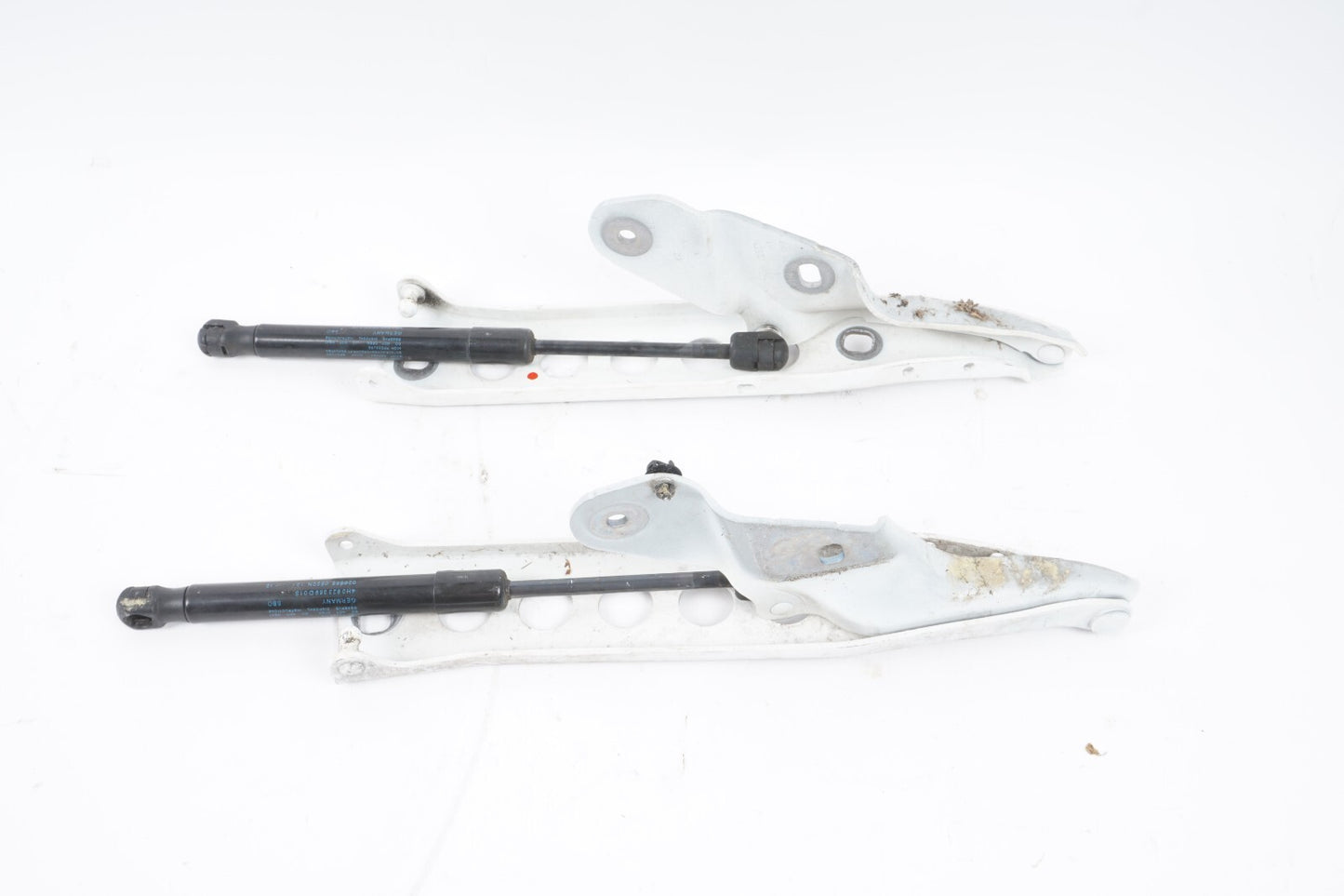 11-17 AUDI A8 A8L S8 HOOD BONNET LEFT & RIGHT SIDE HINGE SUPPORT OEM