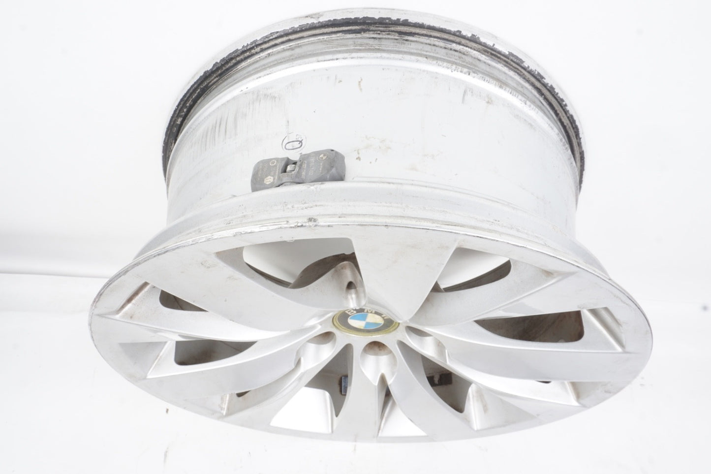 2008 2009 2010 BMW 650i M6 18" Wheel Rim w/ Center Cap OEM