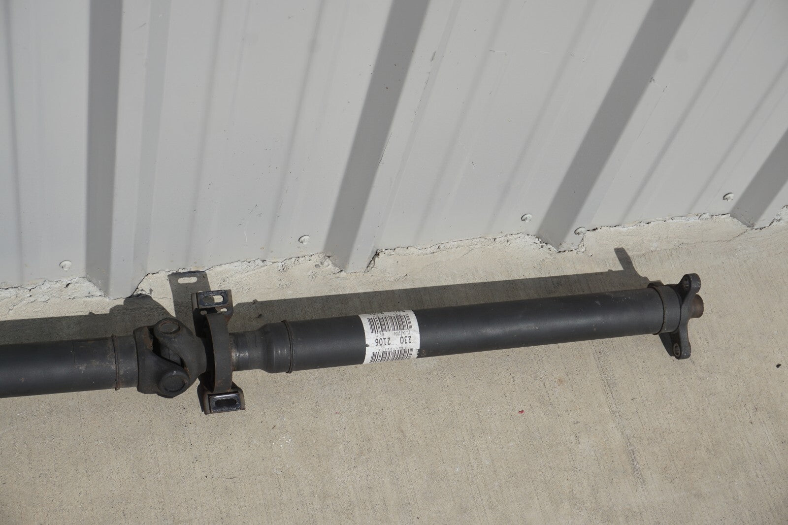 03-06 Mercedes R230 SL500 Drive Shaft Driveshaft Propeller 2304102106 OEM