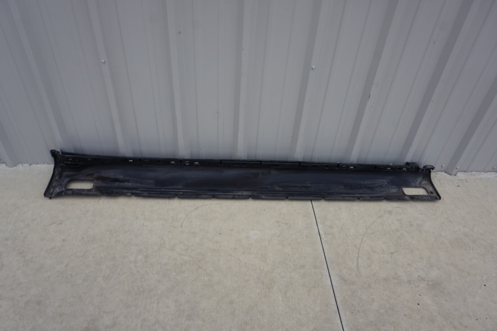 2011 - 2014 Porsche Cayenne Left Driver Side Skirt Rocker Panel 7P5853553 OEM