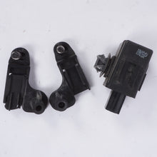 2012 - 2018 FORD FOCUS LEFT RIGHT SIDE FRONT BUMPER BRACKET