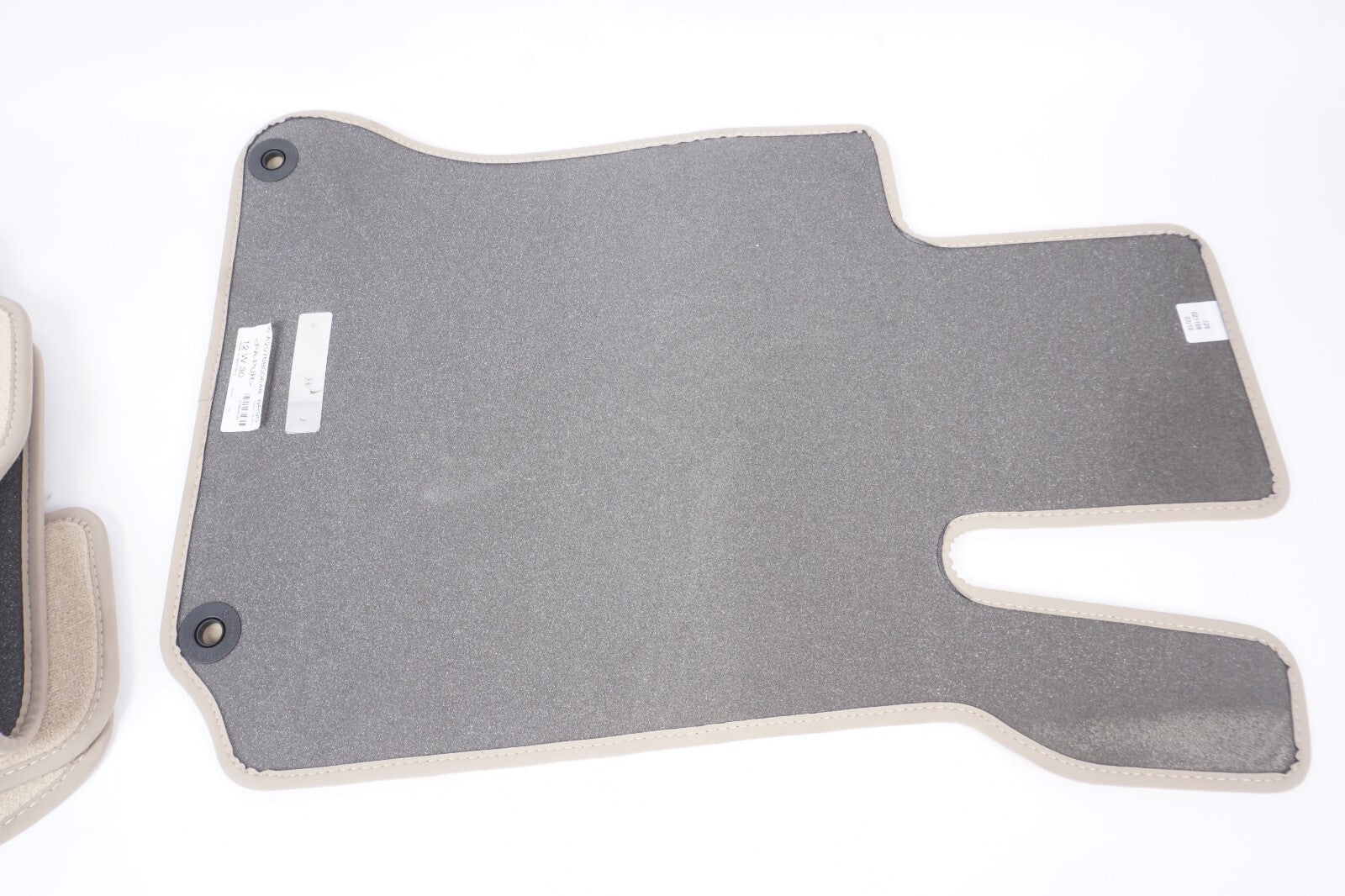 14-17 MERCEDES E400 E350 CONVERTIBLE COUPE FLOOR MAT CARPET SET OF 4 OEM