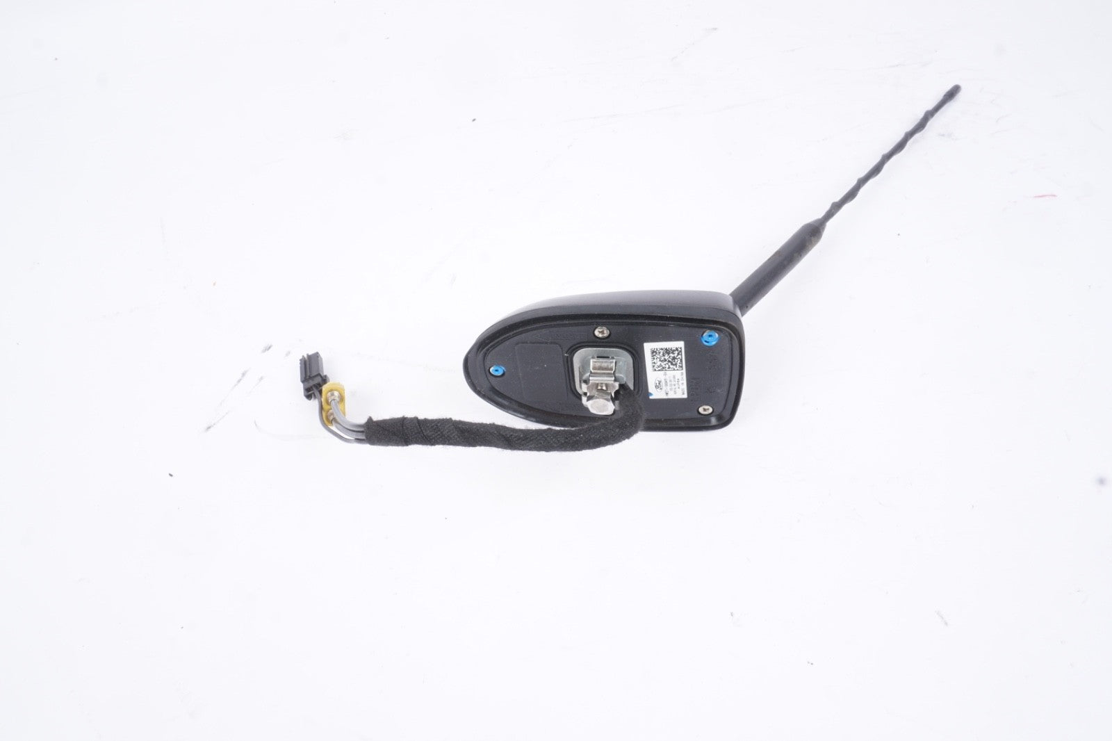 2016 - 2018 FORD FOCUS ROOF ANTENNA HM5T-19G461-BA OEM