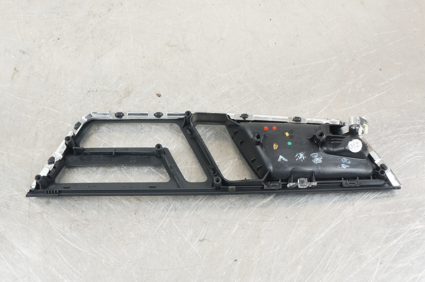 07-13 Mercedes S550 W221 OEM Front Right Interior Door Handle A3364010001 1089