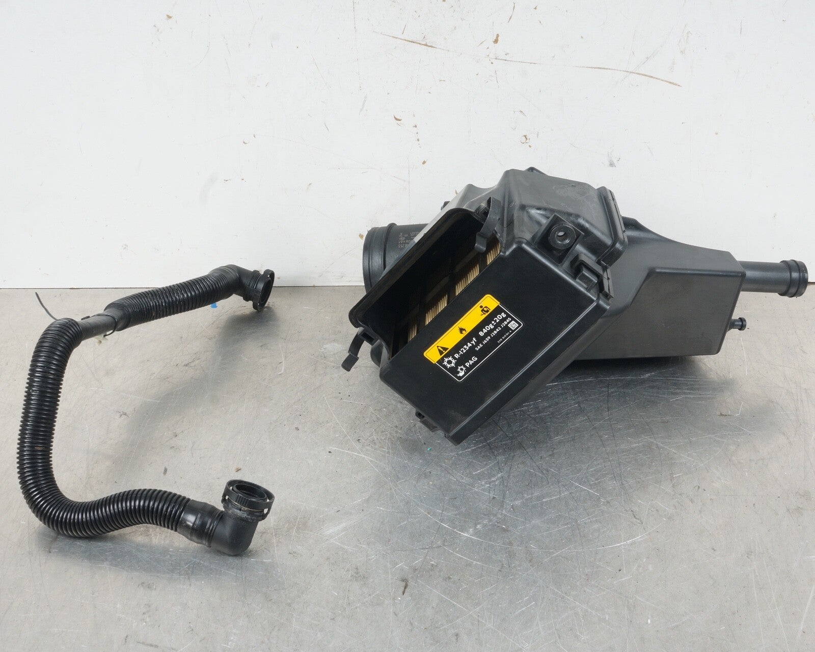 2011 - 2020 BENTLEY MULSANNE AIR CLEANER BOX FILTER MAF SENSOR RIGHT 3Y0129567