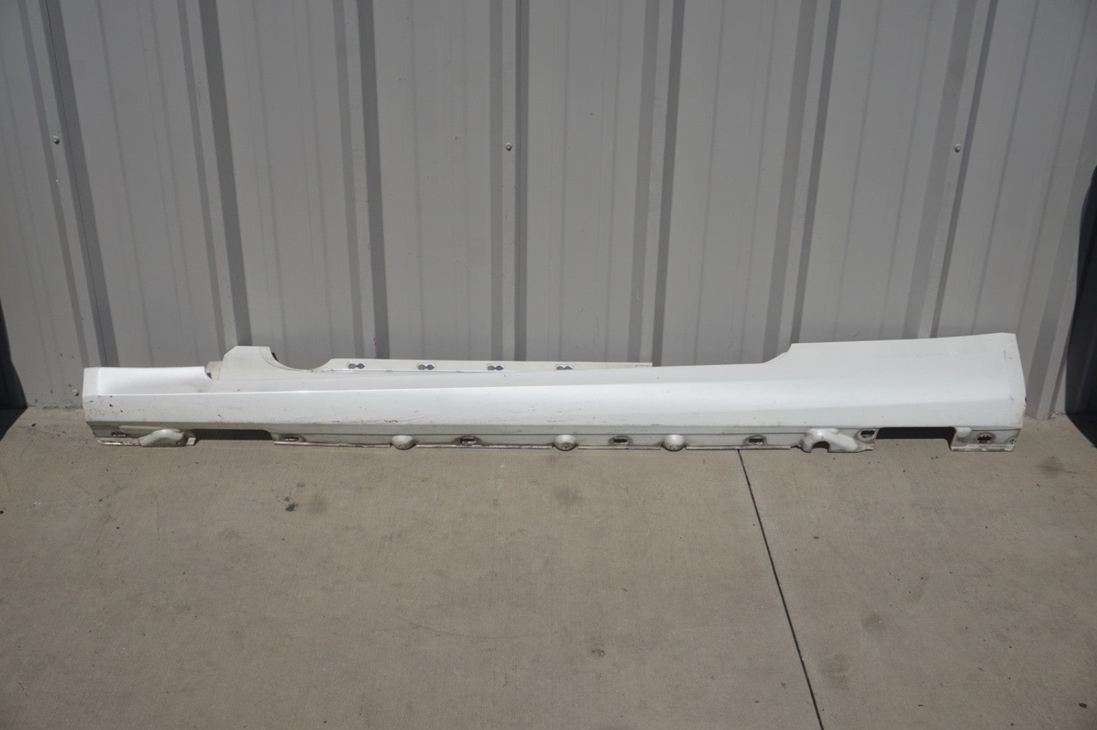 2011 - 2017 Mercedes E350 Convertible Base Left Side Rocker Panel Side Skirt OEM