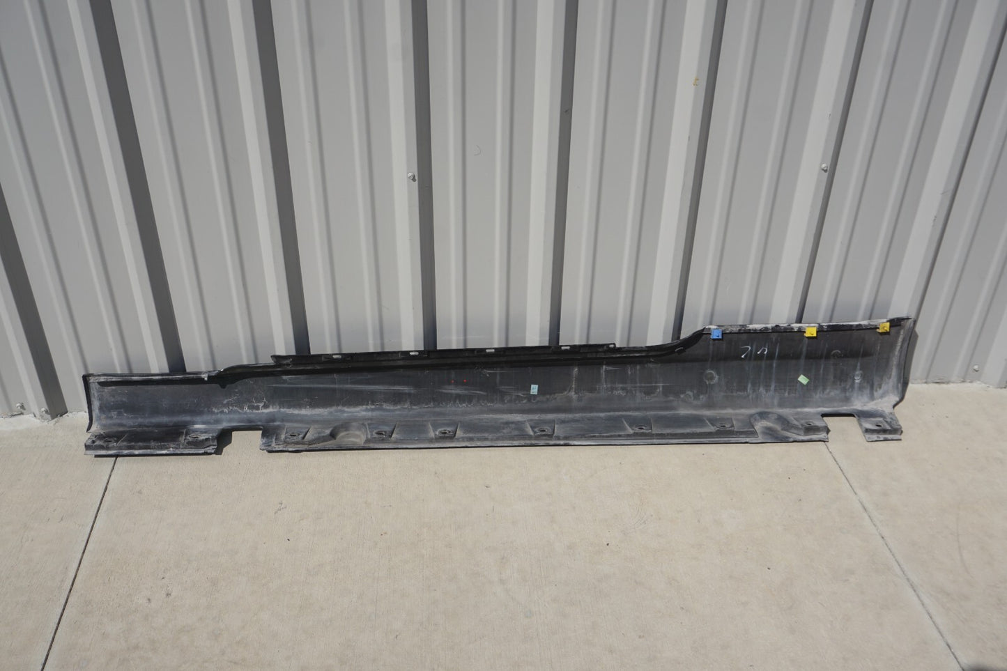 2004 - 2007  BMW 650i E63 E64 Rocker Panel Skirt Molding Right Passenger OEM