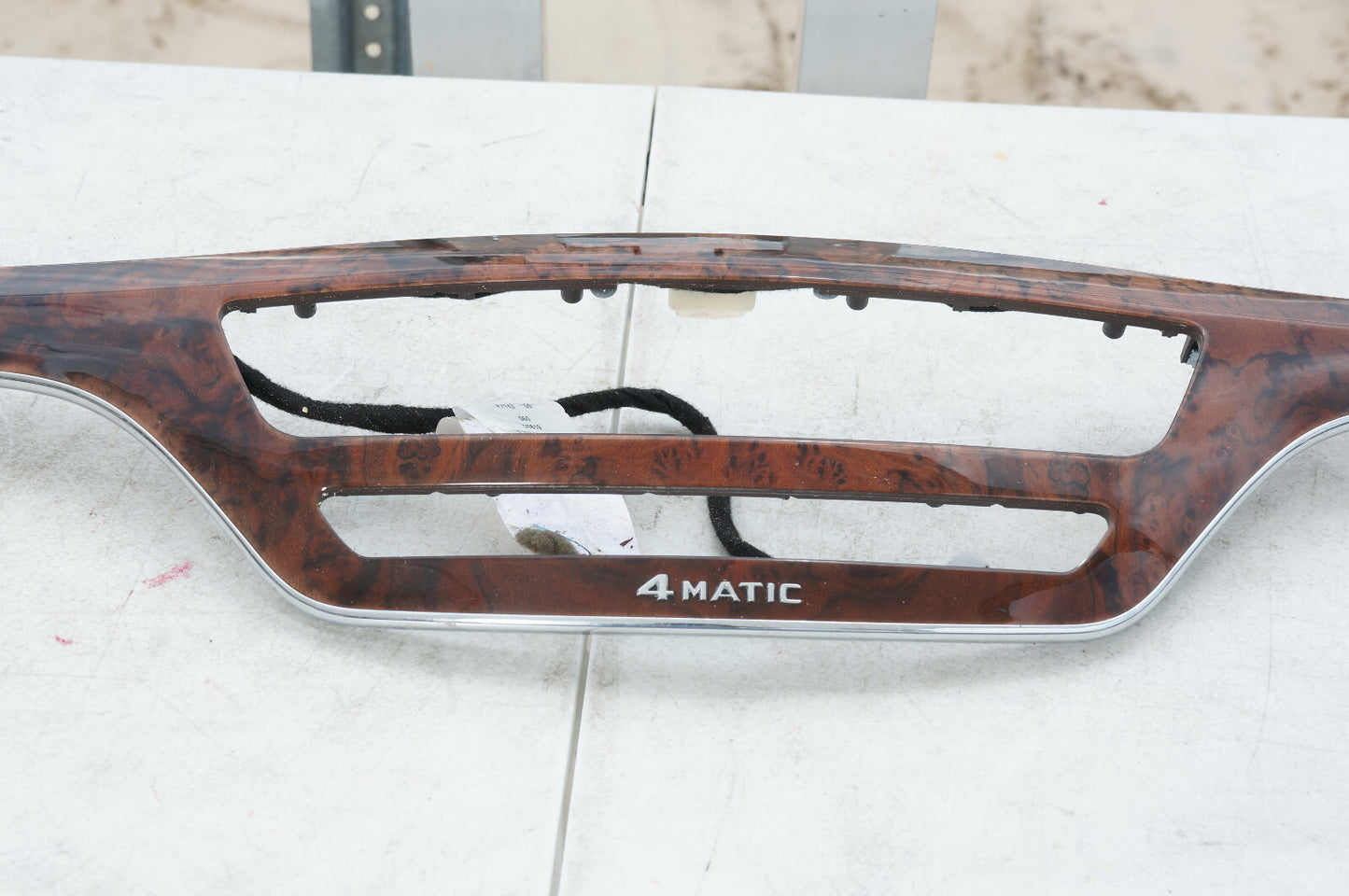 2007 - 2013 MERCEDES W221 S550 S400 DASHBOARD CENTER TRIM MOLDING OEM