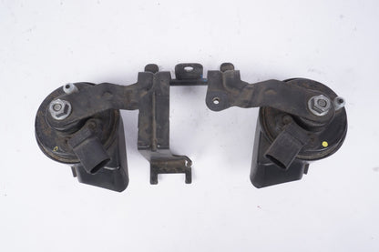 2011 - 2017 AUDI A8L HORN SIGNAL W/ BRACKET SET OF 2 OEM