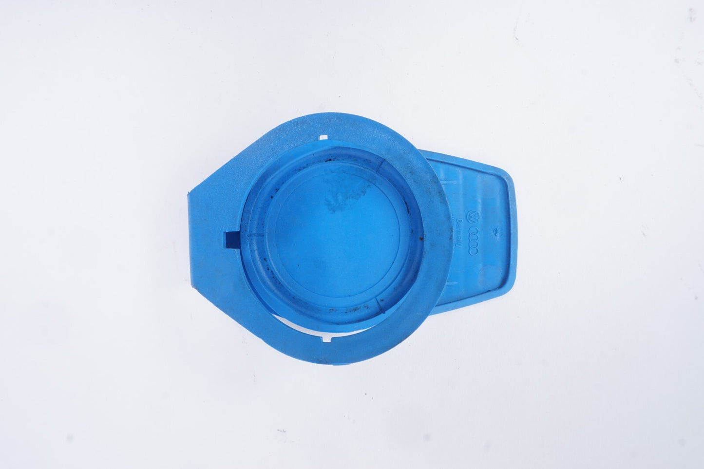 Audi  Volkswagen  Windshield Washer Tank Cap 8D0955455 OEM