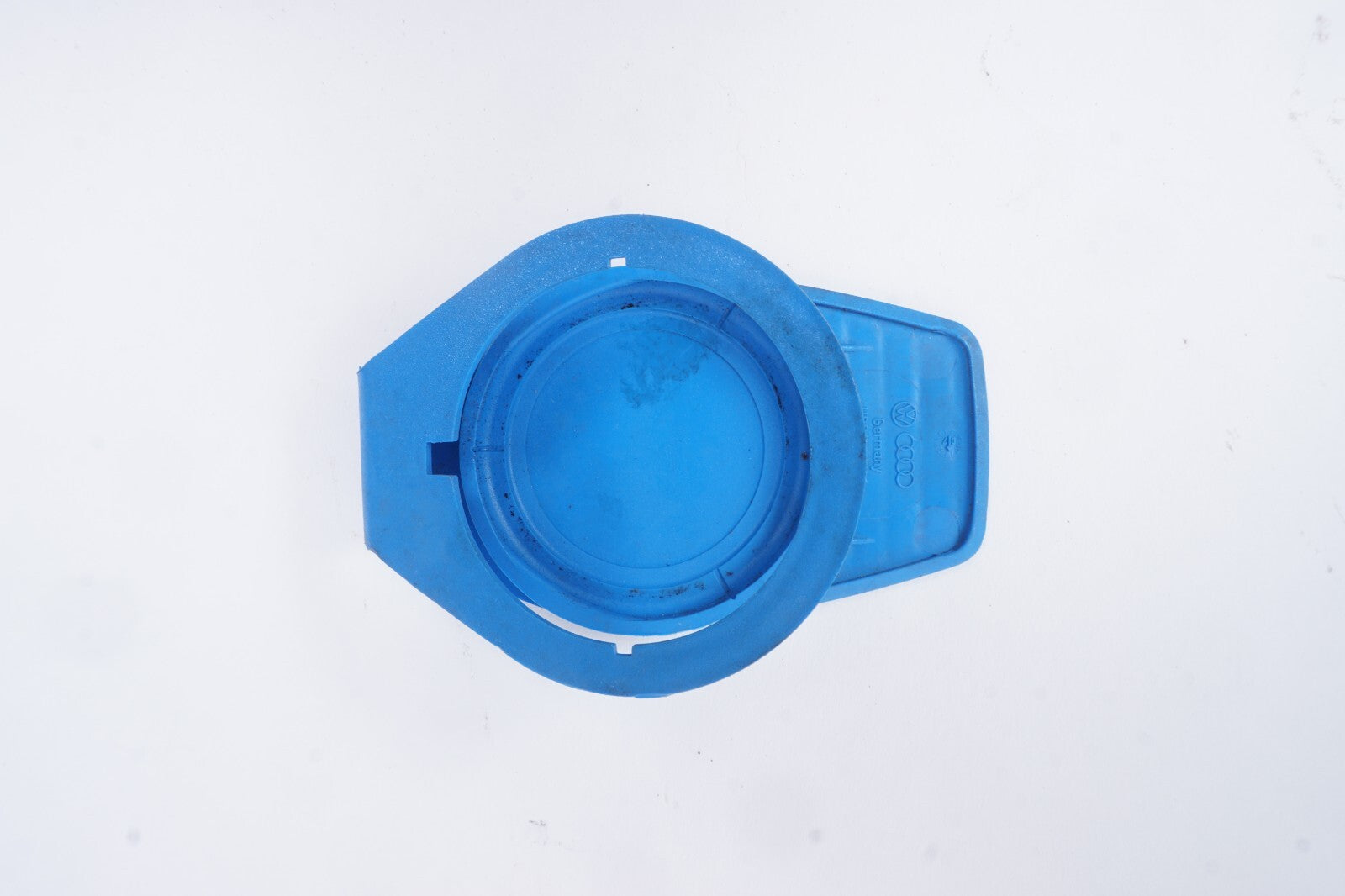 Audi  Volkswagen  Windshield Washer Tank Cap 8D0955455 OEM
