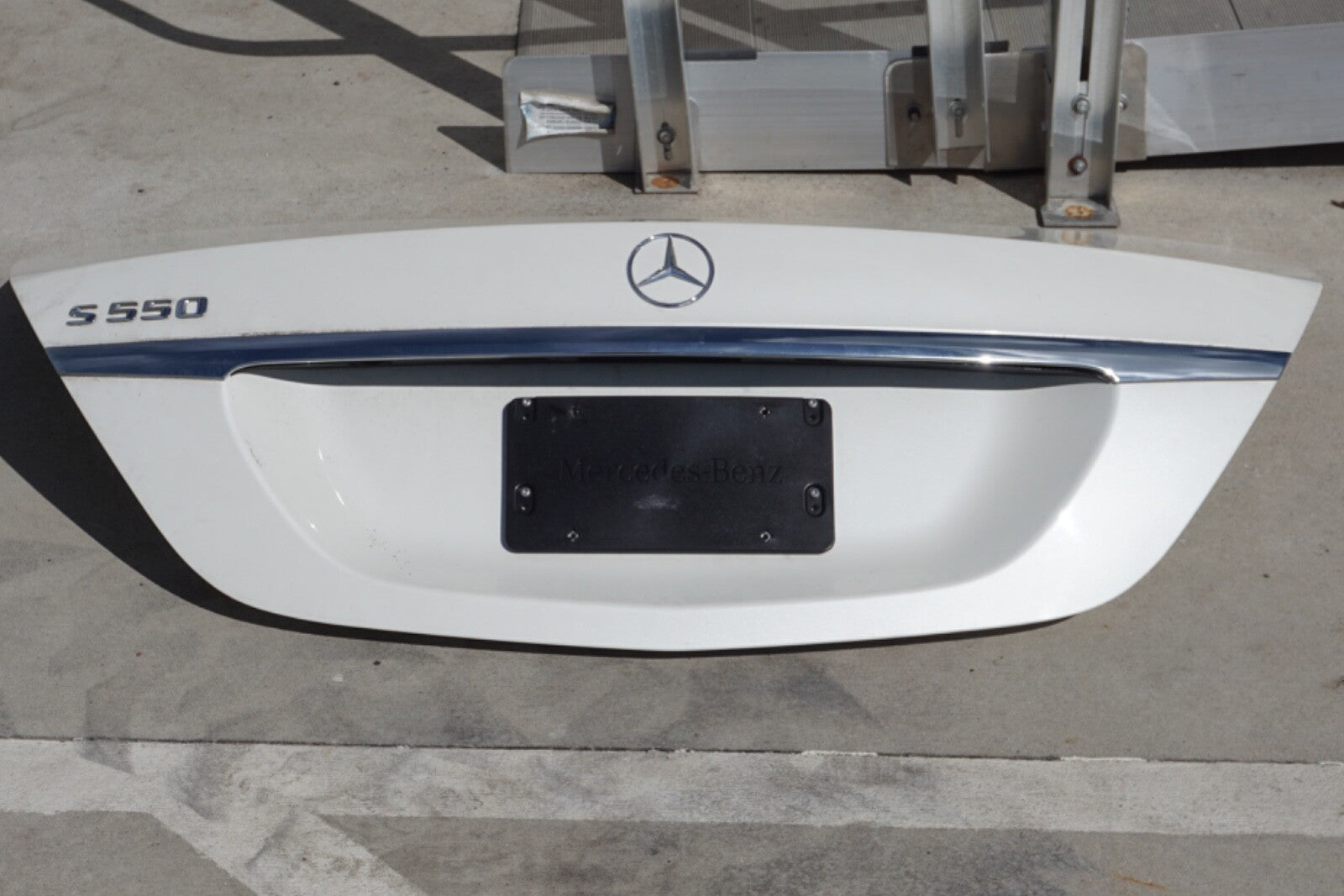 2014-2020 MERCEDES W222 S550 S560 S600 WHITE TRUNK LID  REAR TAILGATE TRUNK LID