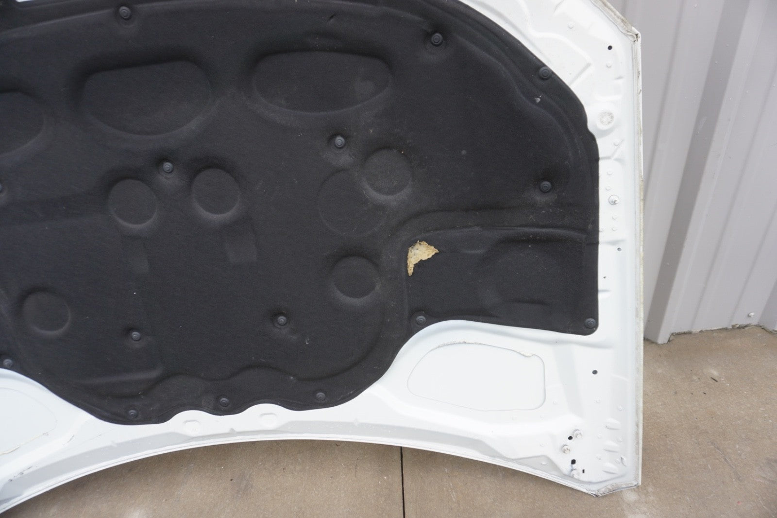 2008 - 2011 Mercedes W204 C250 C300 Front Hood Bonnet Panel Assembly OEM