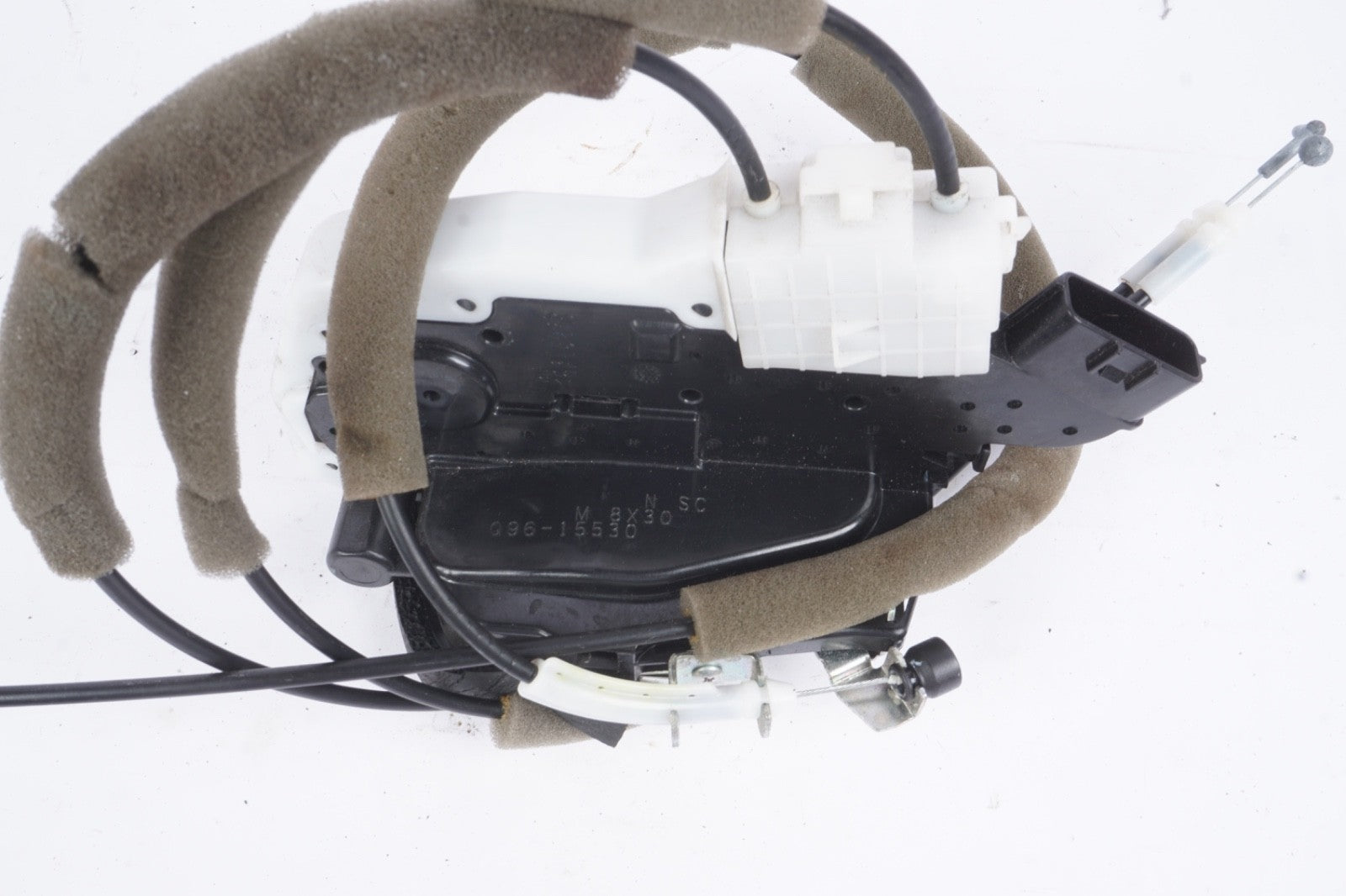 2017 - 2024 NISSAN TITAN REAR RIGHT SIDE DOOR LATCH LOCK ACTUATOR OEM