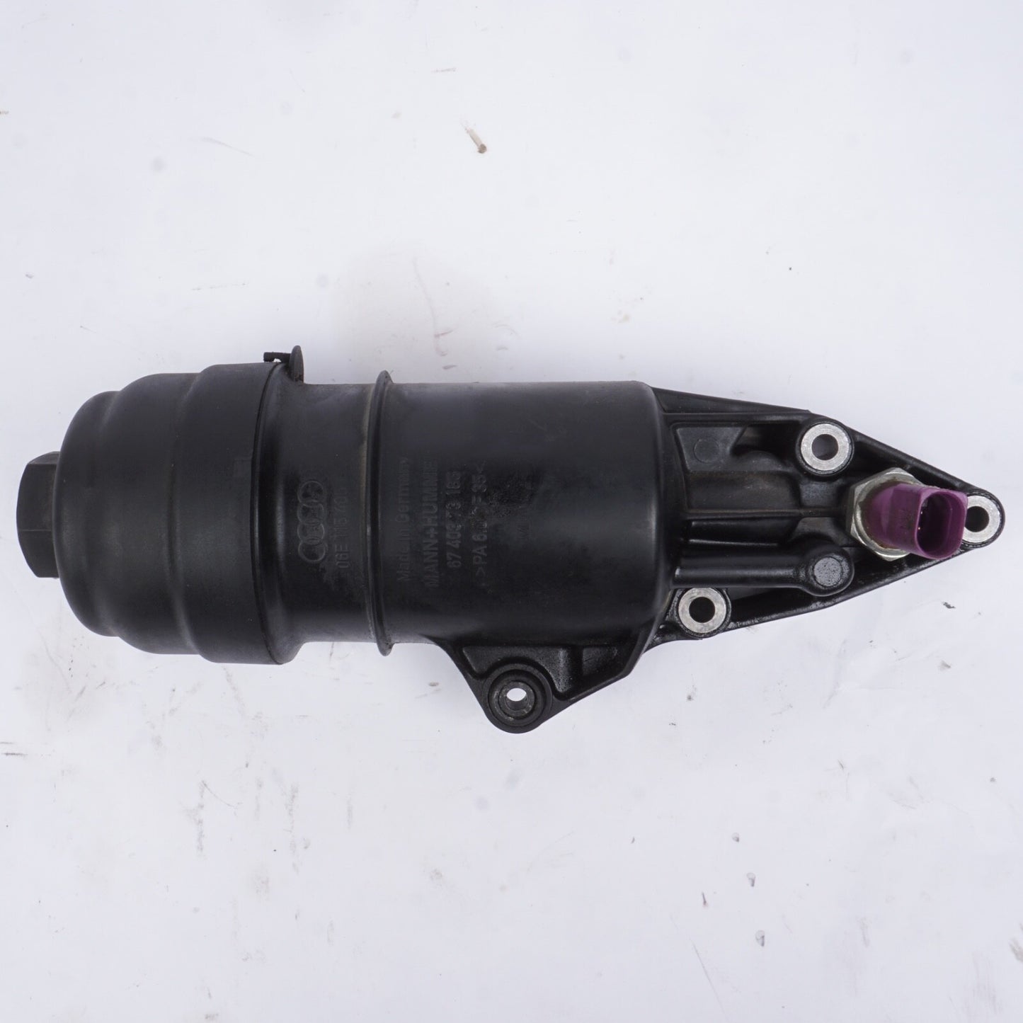 2010-2015 AUDI Q7 - Engine OIL Filter Housing / Adapter 06E115405C