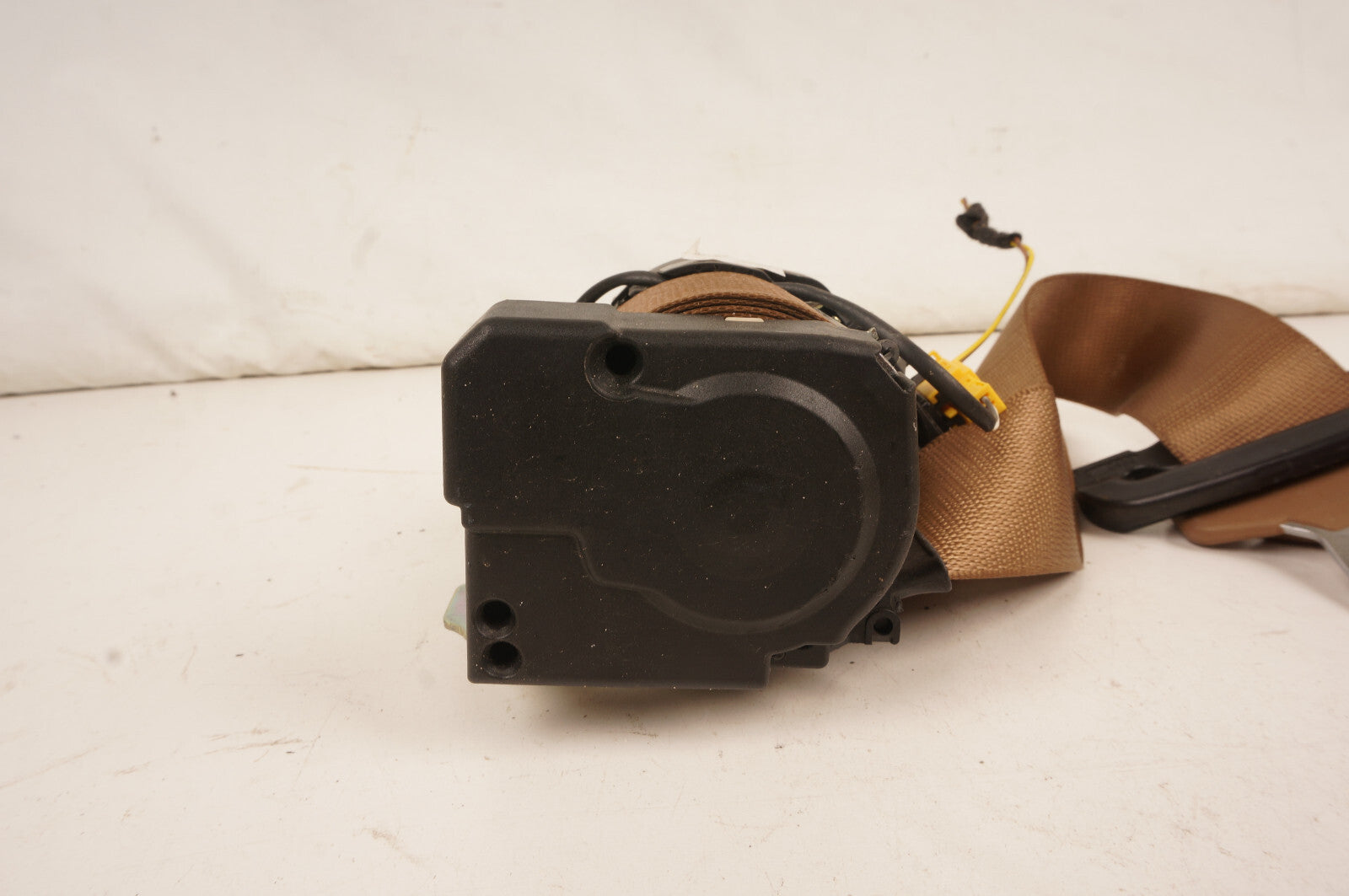 10-13 MERCEDES W221 S550 REAR RIGHT PASS SIDE SEAT BELT RETRACTOR OEM
