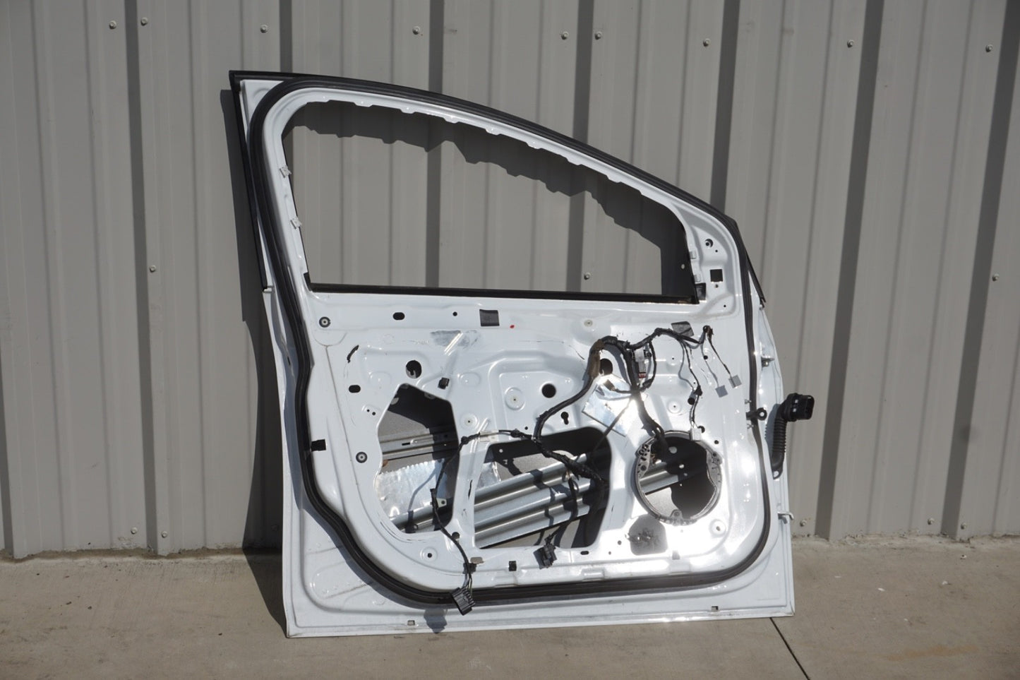 2012 - 2018 Ford Focus Front Left Passenger Side Door Shell Panel