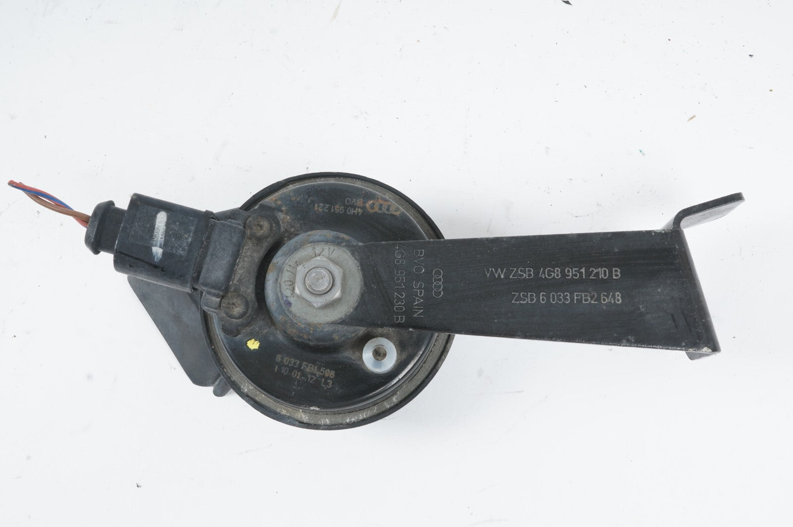 2012 - 2017 AUDI A7 HORN SIGNAL W/ BRACKET OEM
