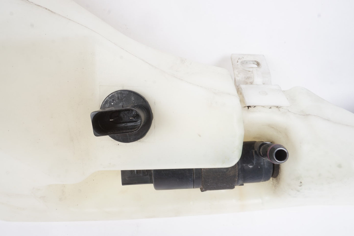 2011 - 2018 Audi A8 Quattor Windshield Washer Bottle Tank Reservoir OEM