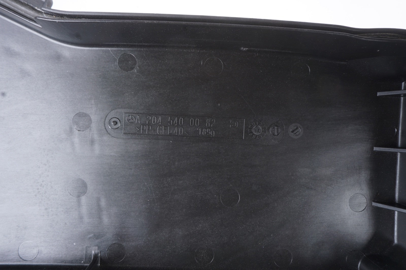 2008 - 2014 Mercedes W204 C300 C350 Fuse Box Holder Cover Black OEM