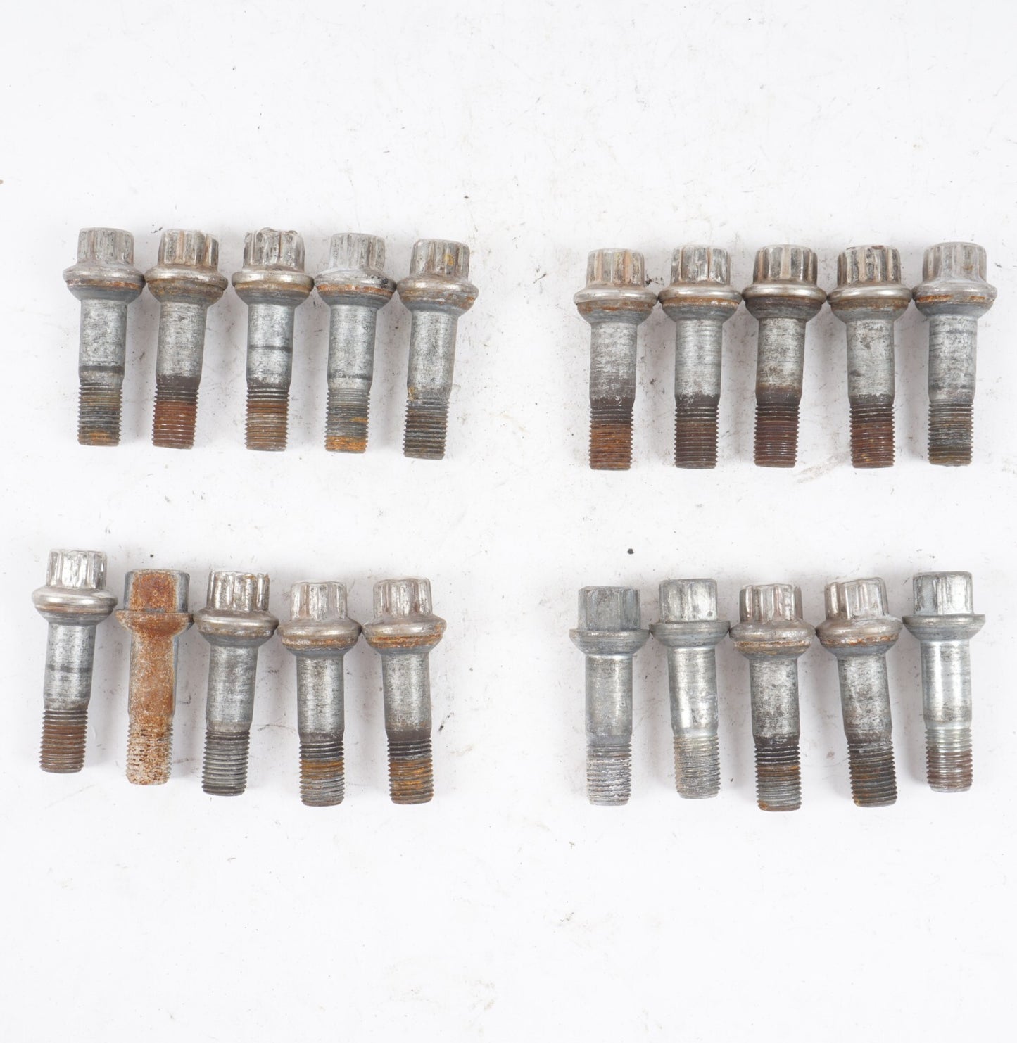 07 - 13 MERCEDES-BENZ W221 S550 WHEEL LUG BOLT BOLTS NUT SET OF 20 OEM