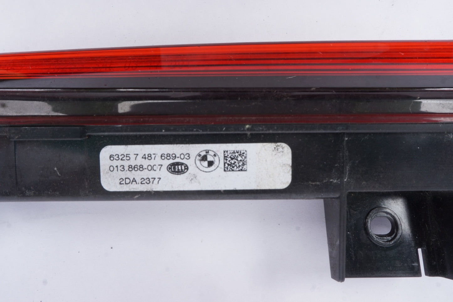 2018 - 2023 BMW X2 F39 3RD HIGH MOUNT BRAKE LIGHT STOP LAMP OEM 63257487689