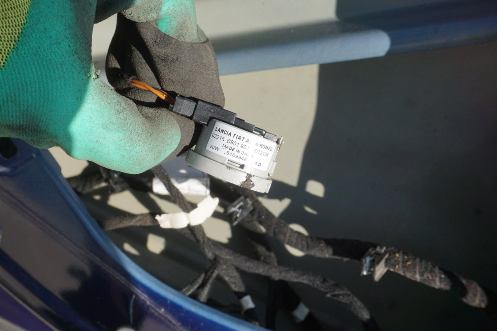2016 - 2023 Fiat 500X  68329360AA Rear Left Door Shell Blue Color