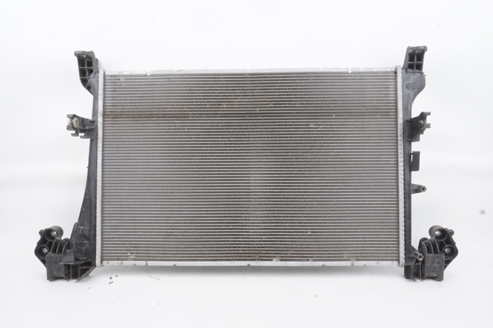 2014 - 2017 Fiat 500L Engine Cooling Coolant Radiator 68202037AA OEM