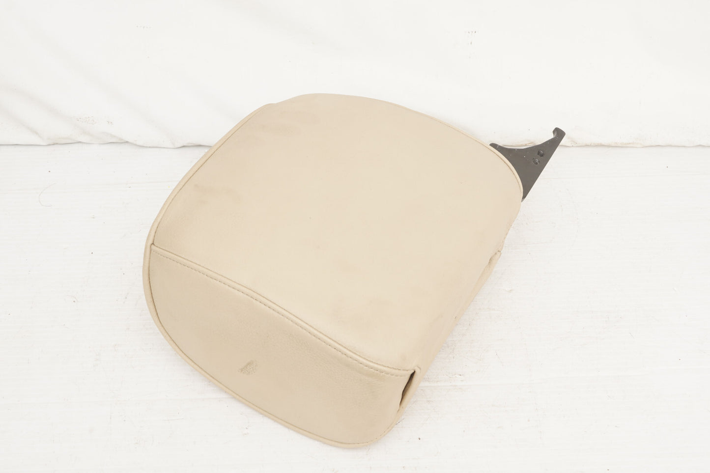 2007 - 2013 BMW 328i 335i E93 CONVERTIBLE FRONT SEAT HEADREST LEFT DRIVER  OEM