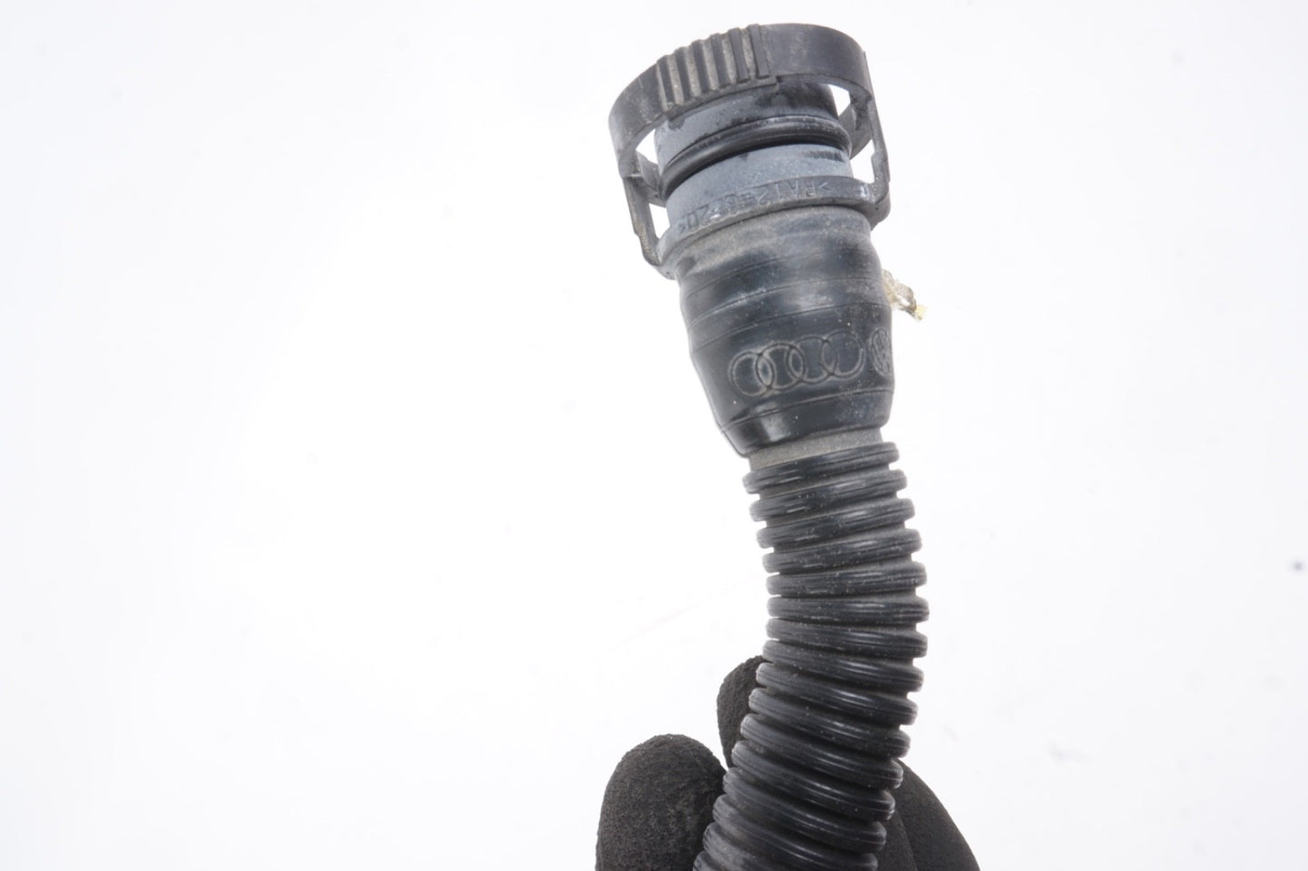 2006 - 2008 Audi A6 4.2 Secondary Air Pump Hose