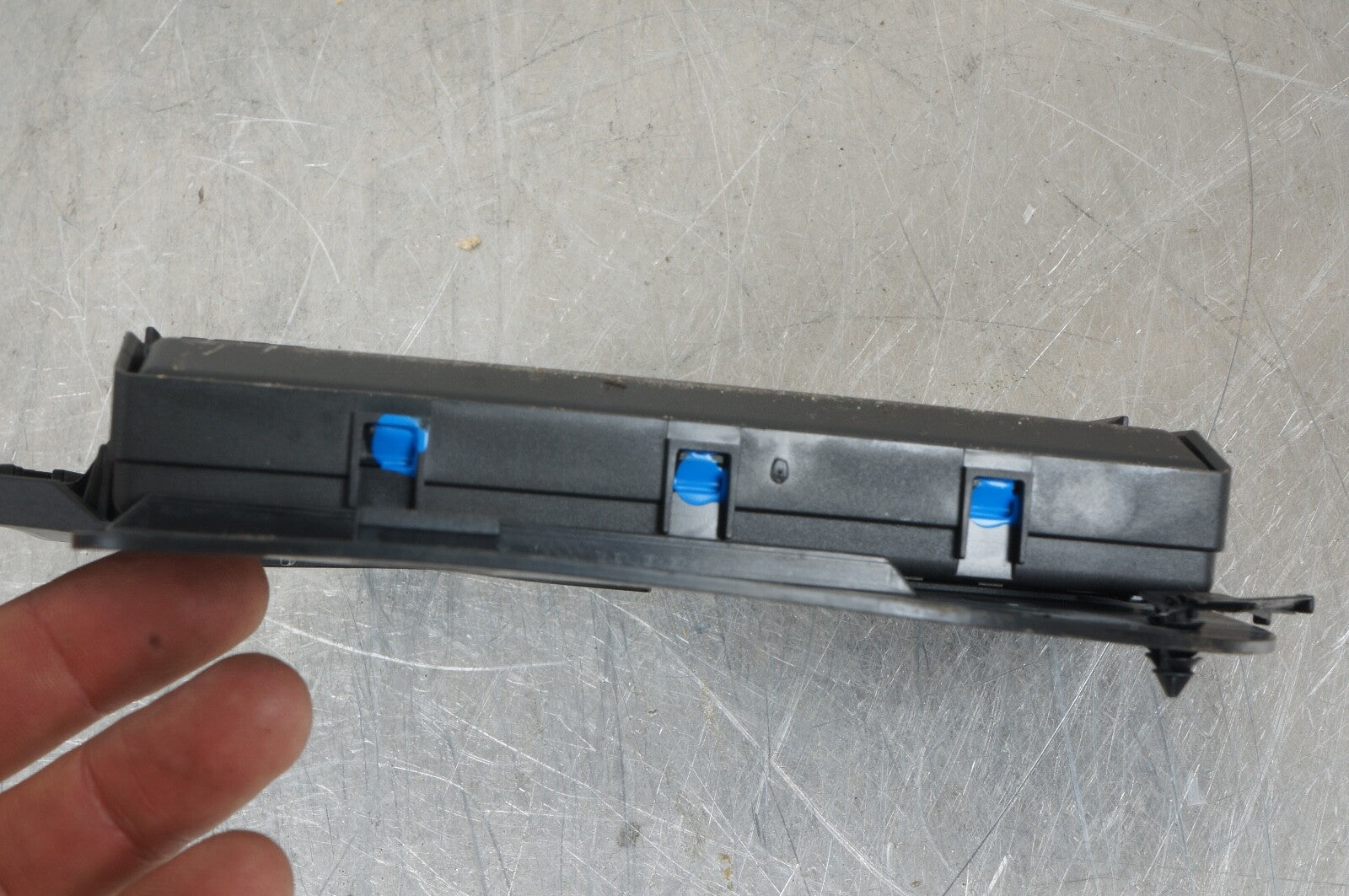 07-13 Mercedes W221 S600 S400 Rear Right or Left Side Door Control Module OEM