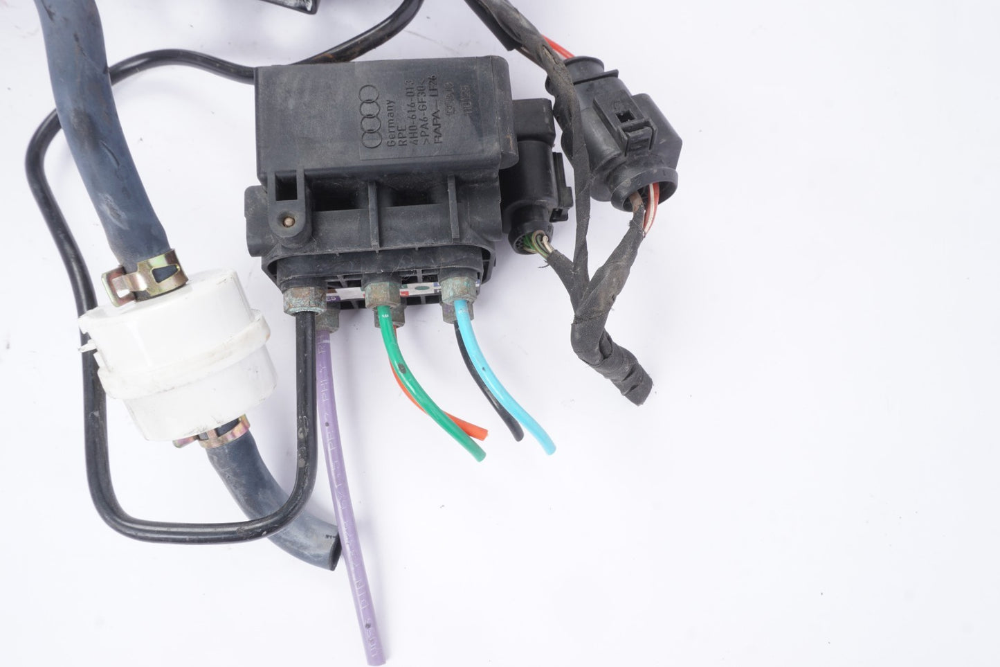 2012 - 2017 Audi A8 3.0l Air Suspension Compressor Pump OEM