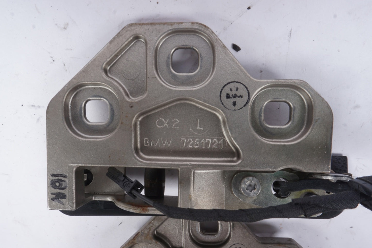 2007 - 13 Bmw E93 3 Series Convertible Top Lock Latch Striker Base Plate Set Oem