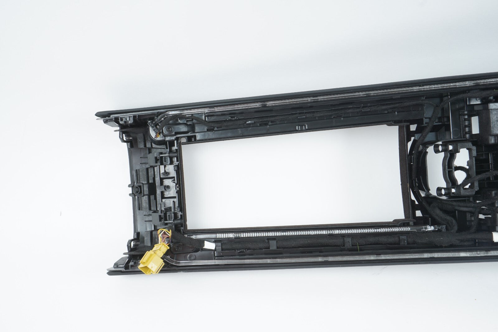 14 - 17 Mercedes W222 S600 S550 Center Console Trim Panel w/ Wire Harness OEM