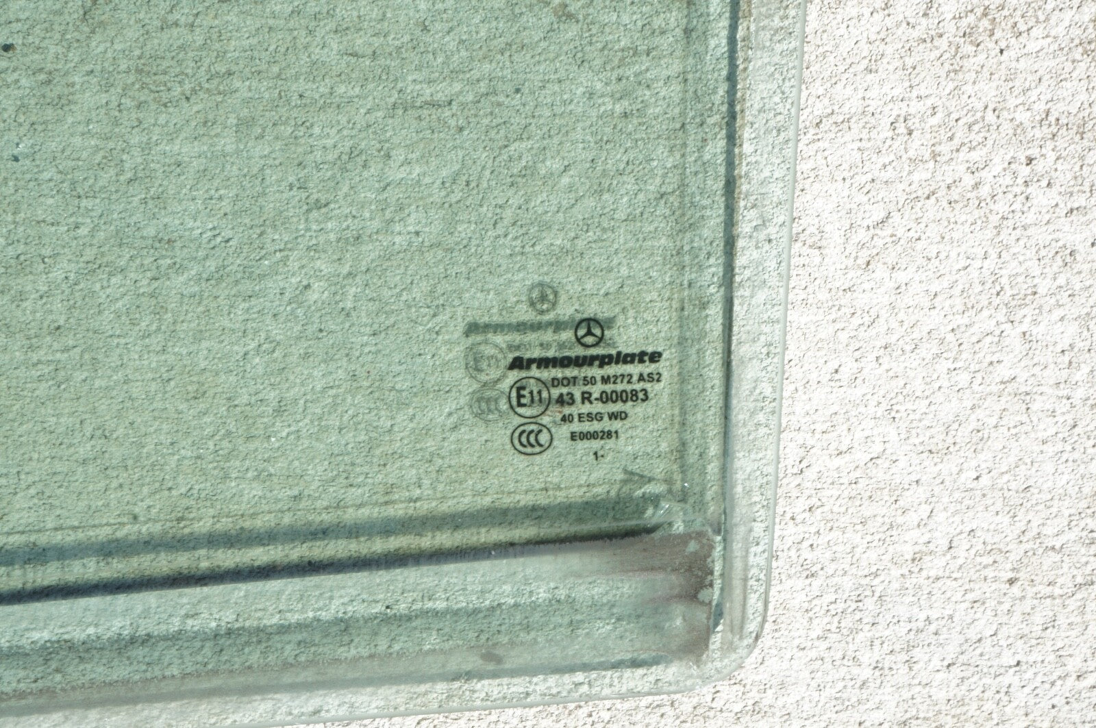 2008 - 2014 MERCEDES W204 C200 C250 C300 C350 REAR LEFT WINDOW GLASS