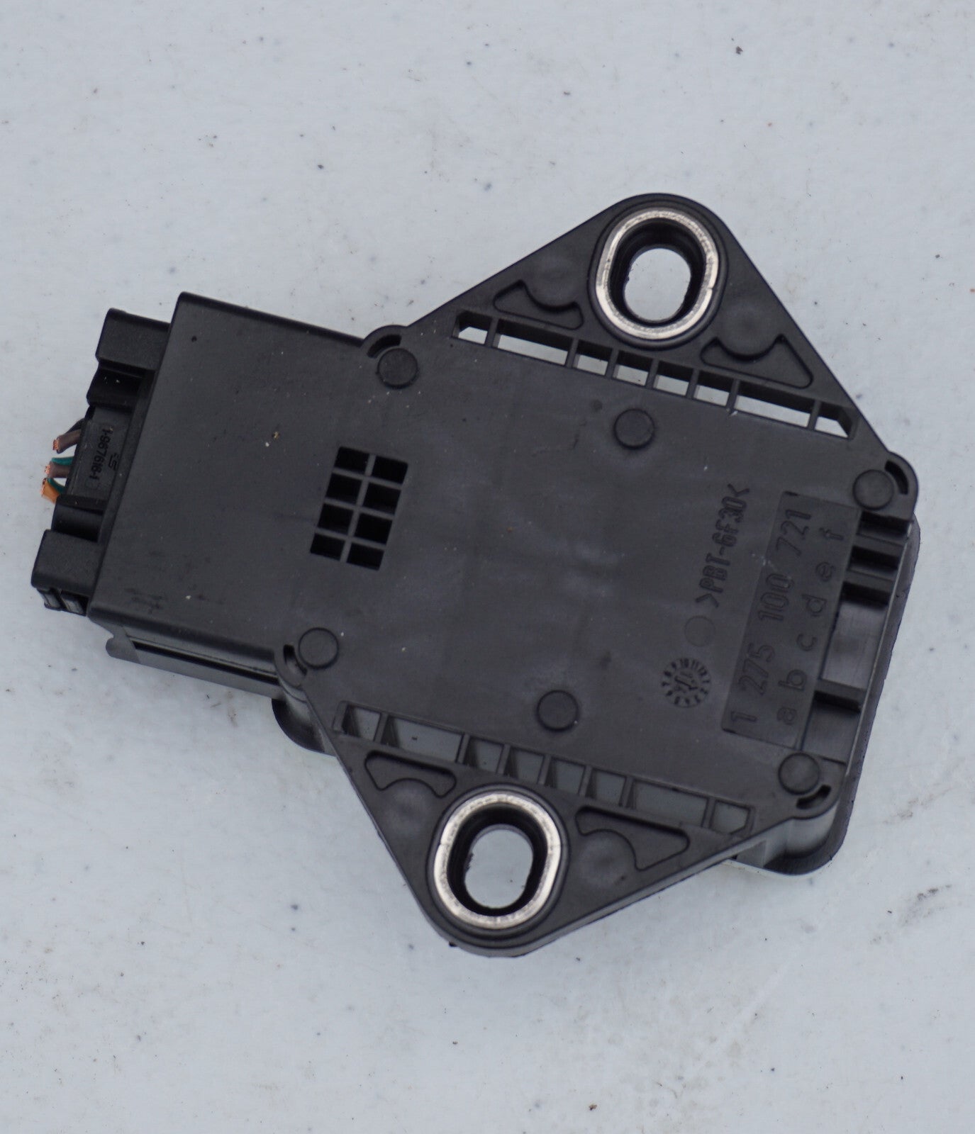 12 13 14 15 16 17 FIAT 500 YAW TURN RATE SENSOR MODULE UNIT 68073504AA OEM