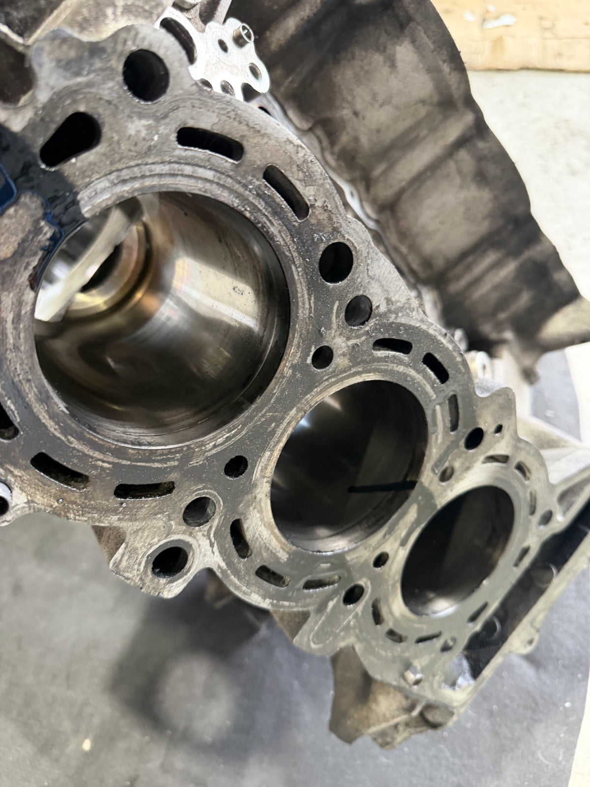 2010-2013 MERCEDES W212 E350 DIESEL BLUETEC ENGINE BLOCK ONLY 84K MILES