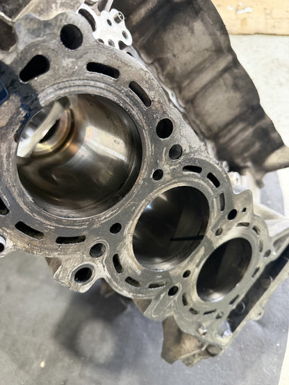 2010-2013 MERCEDES W212 E350 DIESEL BLUETEC ENGINE BLOCK ONLY 84K MILES